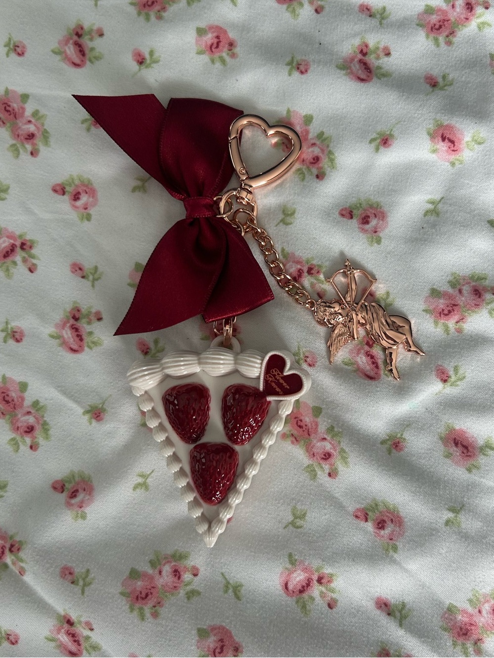 FLOWER KNOWS Strawberry Slice Perfume Keychain with Burgundy Bow